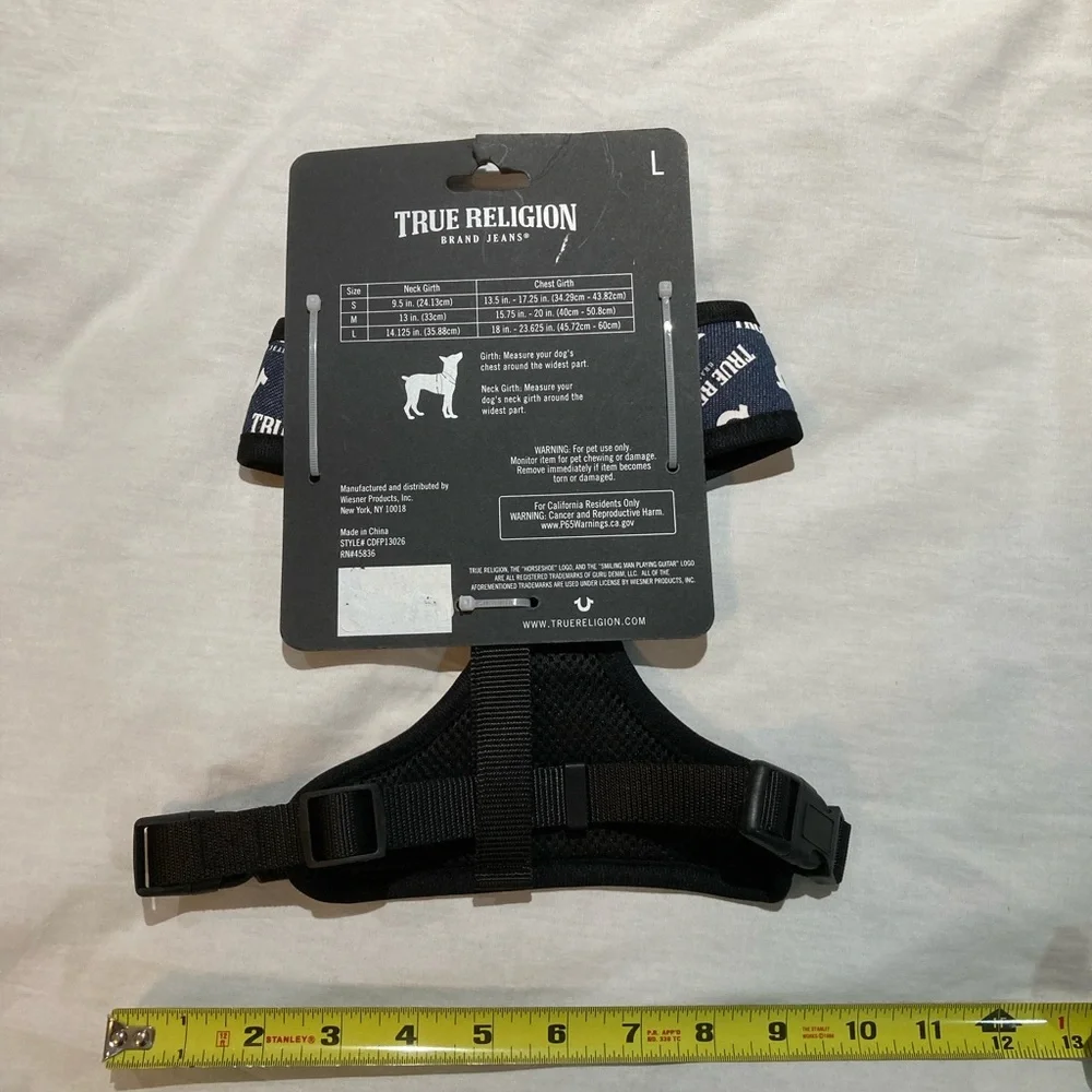 True Religion Dog Harness, size large, New in original packaging!